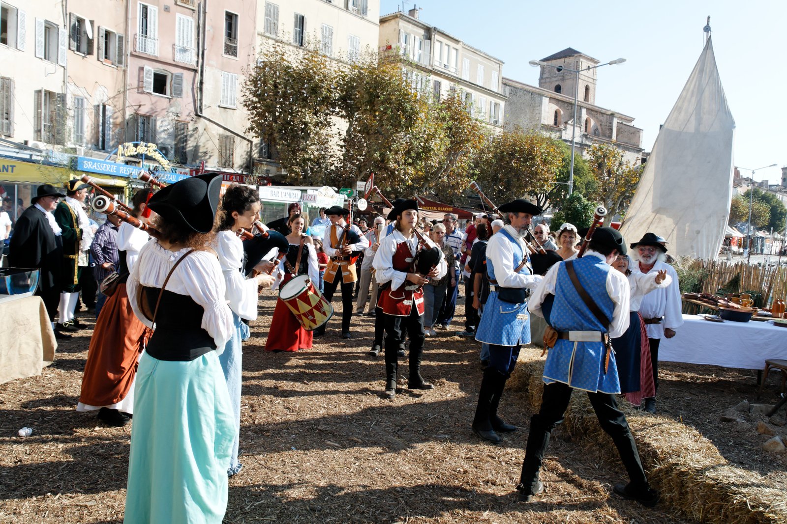 Reconstitution sur le port